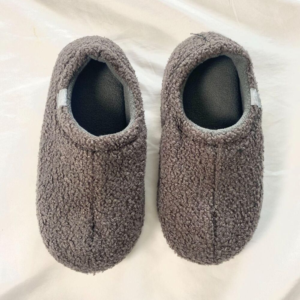 NEW Lightweight Soft Sherpa Grey Faux Fur House Slipper Socks US 7 / 8